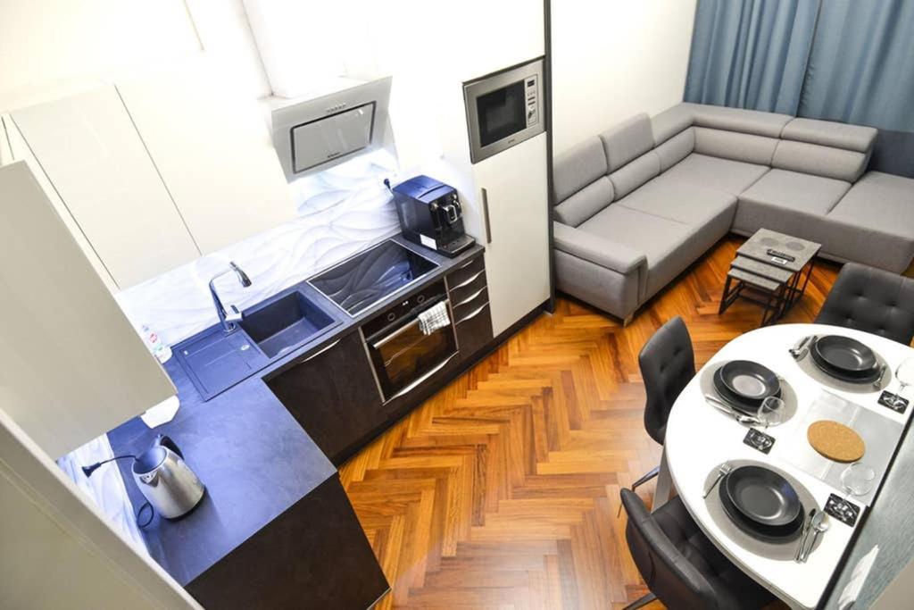 Brandly New Apartment Andel Praag Buitenkant foto